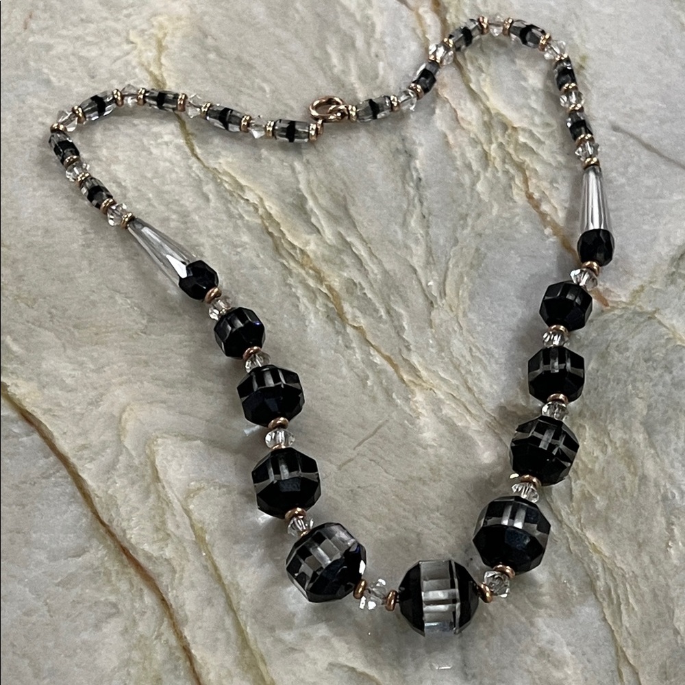 Simmons art deco Black and Silver Beaded Necklace - Picture 5 of 7